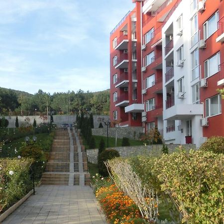 Apartment Panorama On Complex With Pools And Beach, Sveti Vlas Esterno foto