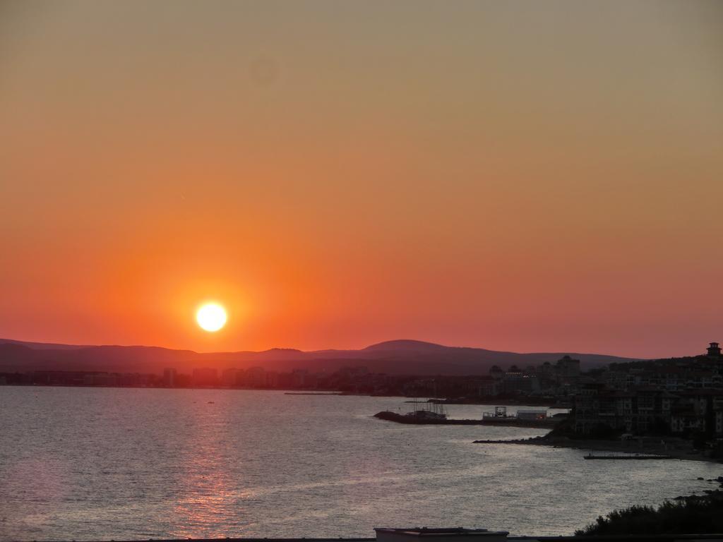 Apartment Panorama On Complex With Pools And Beach, Sveti Vlas Esterno foto